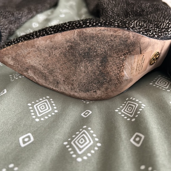 Gorgeous Tory boots - Picture 3 of 8